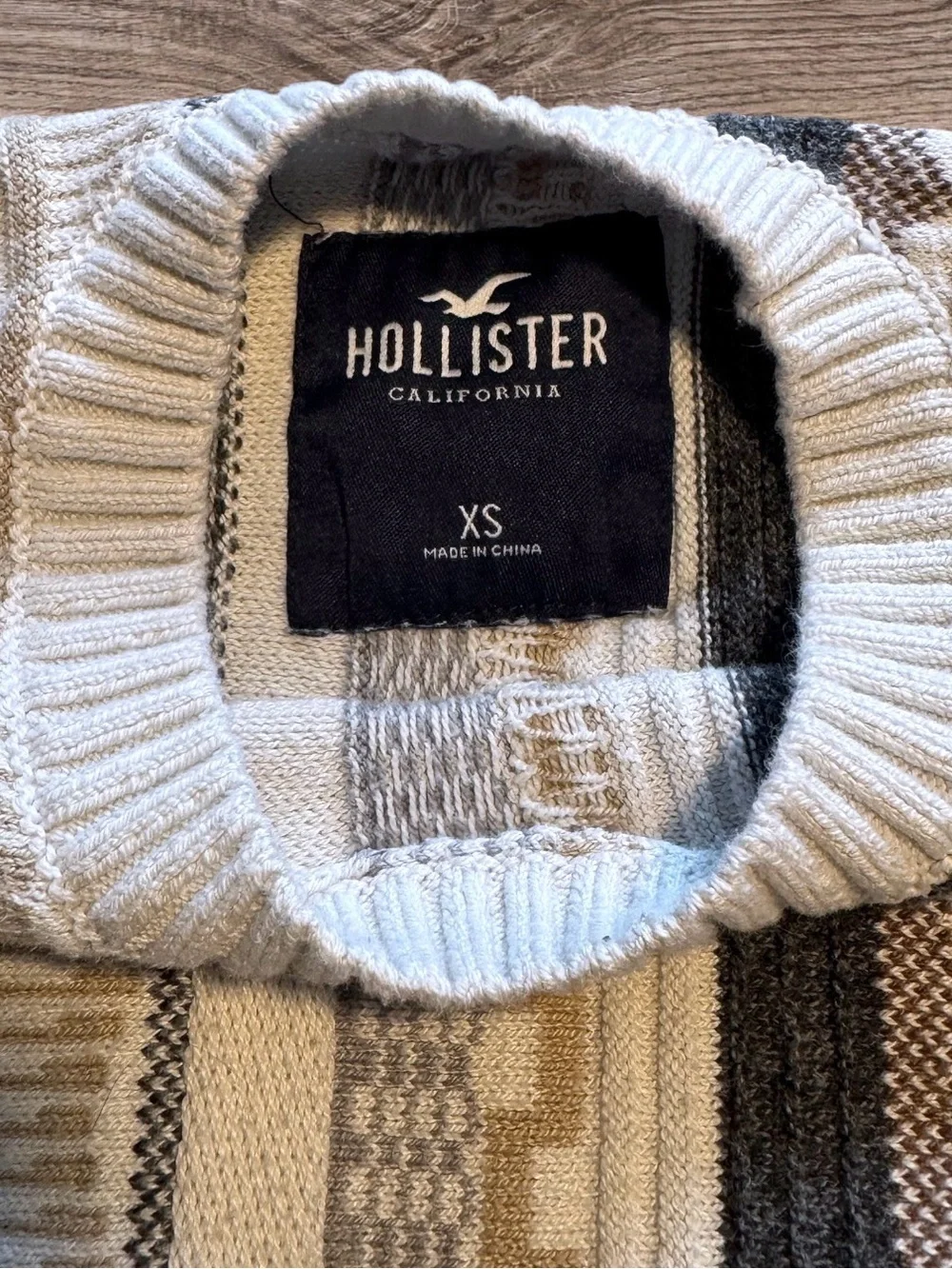 Vtg Y2K 2000s HOLLISTER Textured Knit Striped Sweater